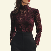 Emilia | Elegancka Damska Bluzka Koronkowa z Golfem