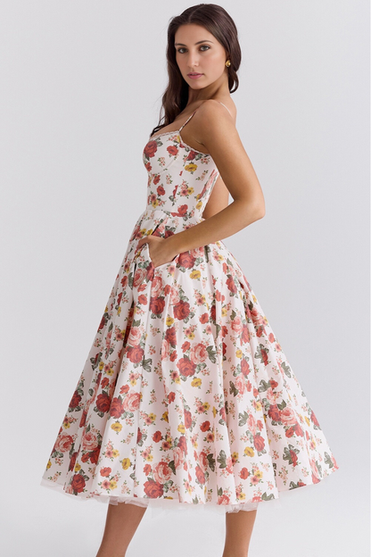 Elegancka sukienka maxi z tiulową spódnicą
